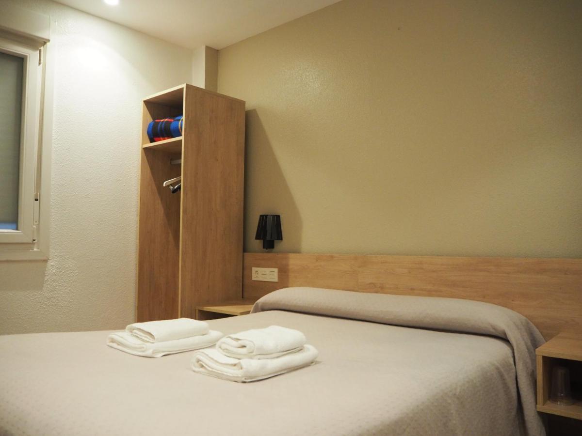 Pension Acella Pamplona Exteriér fotografie