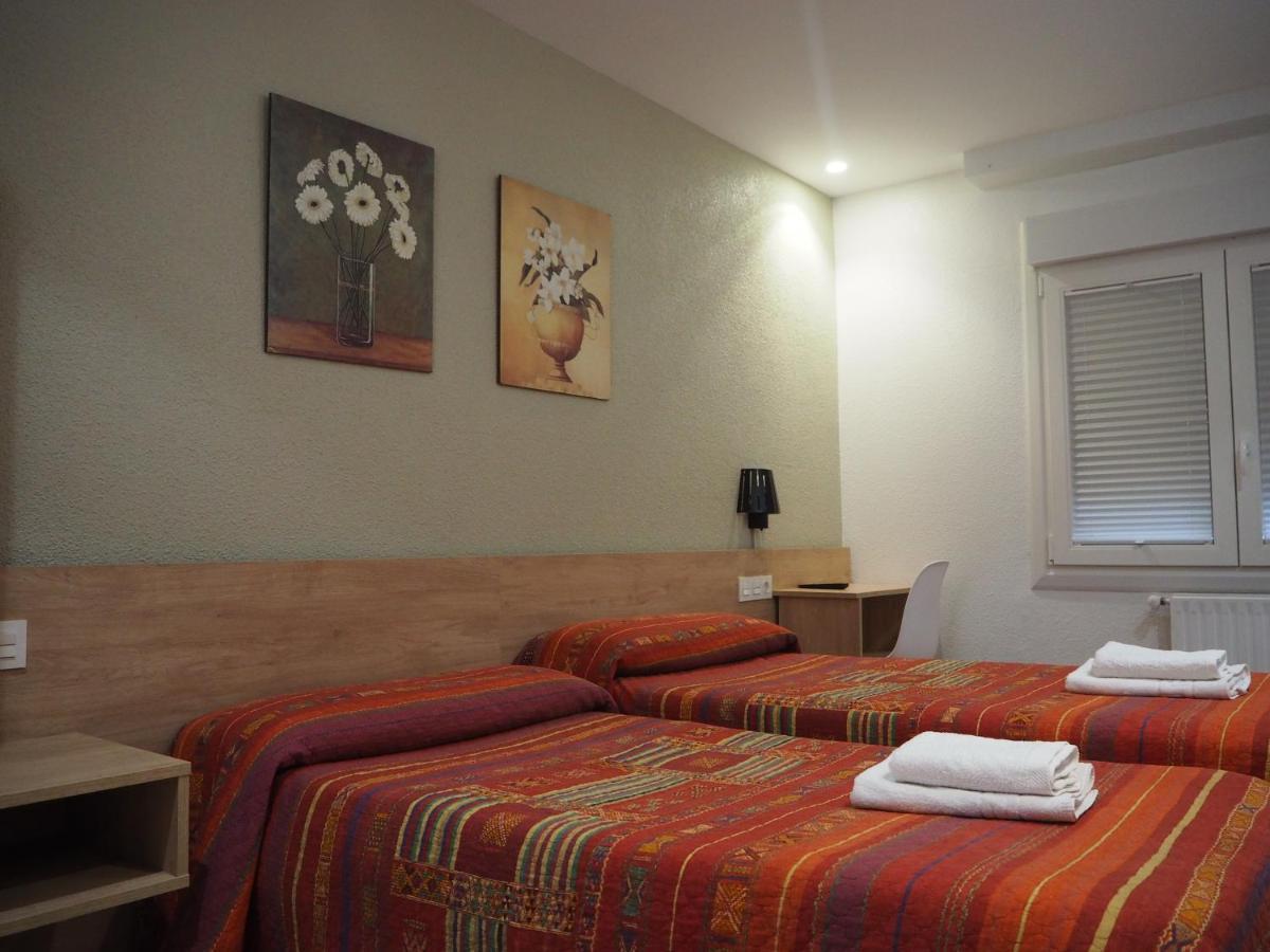 Pension Acella Pamplona Exteriér fotografie
