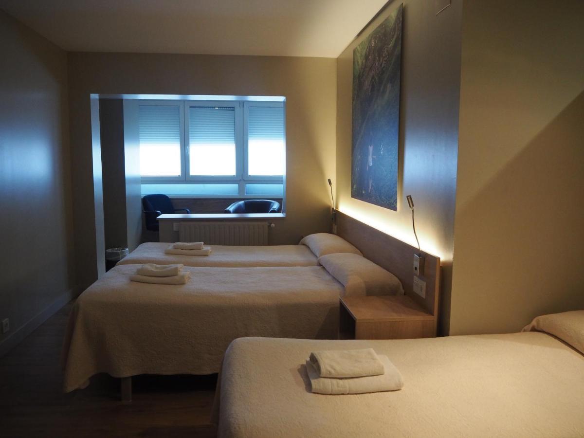 Pension Acella Pamplona Exteriér fotografie